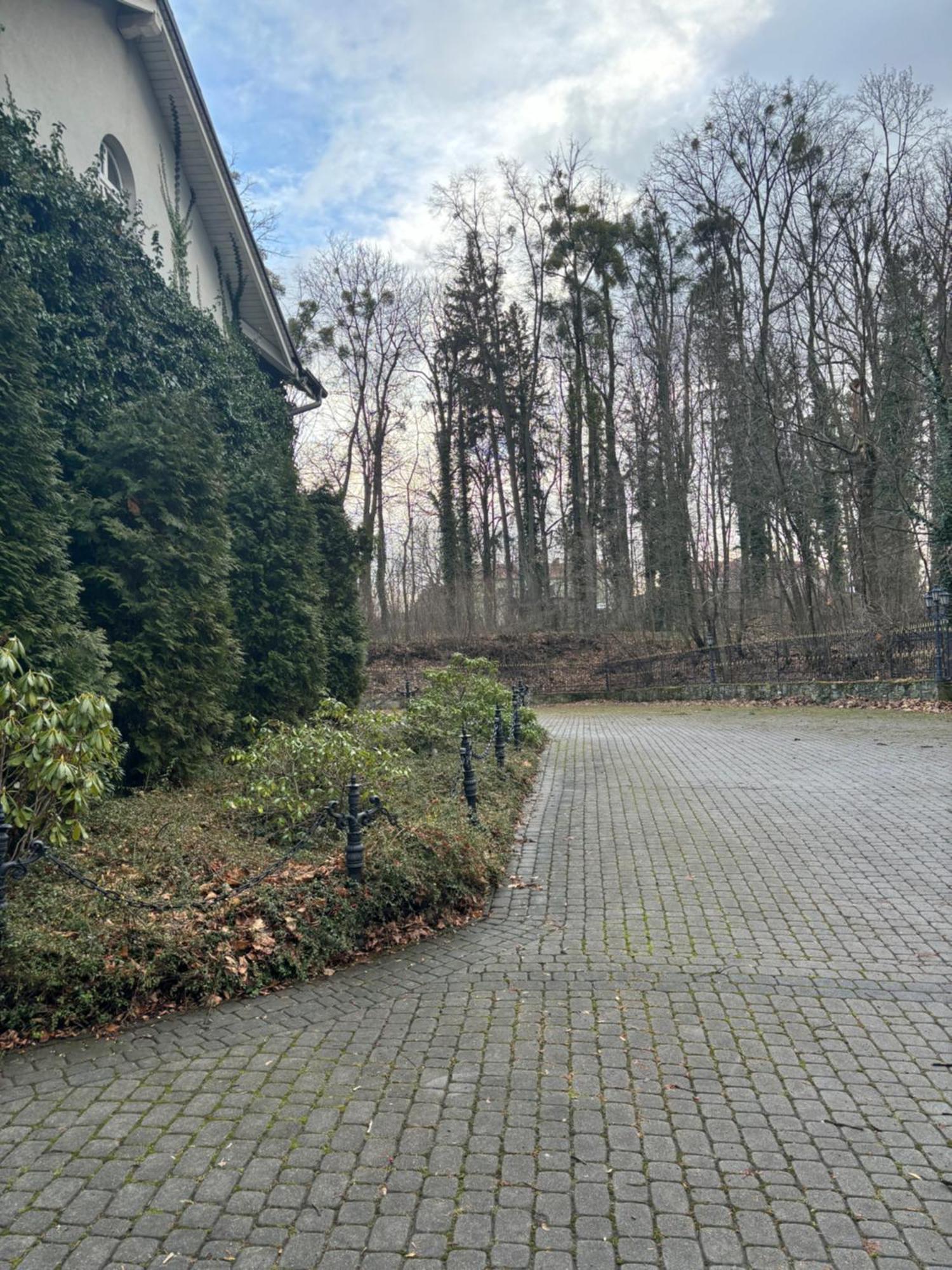 Kasztanowy Dwor Hotel