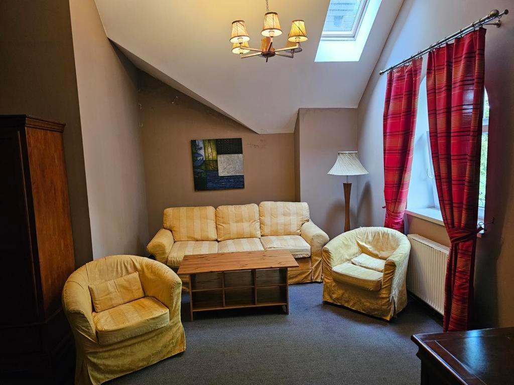 Hotel Kasztanowy Dwor